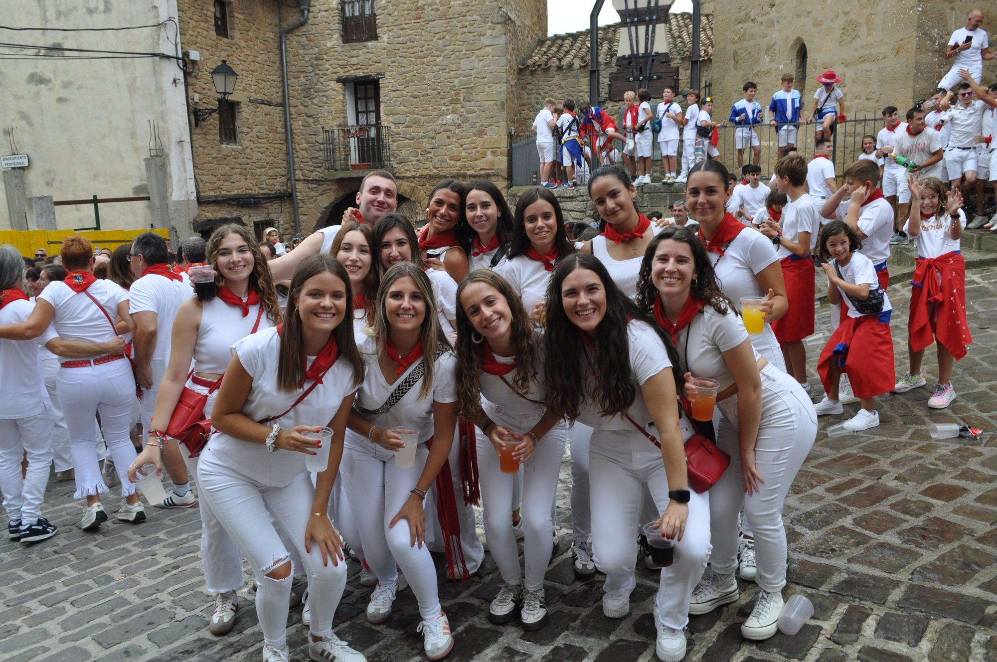 Fotos del cohete de fiestas de Artajona 2025