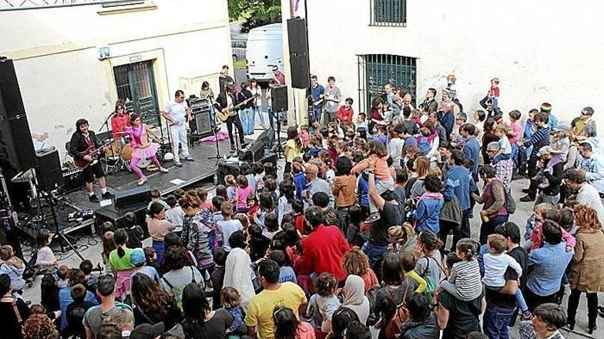 Una ‘ekofiesta’ muy concurrida