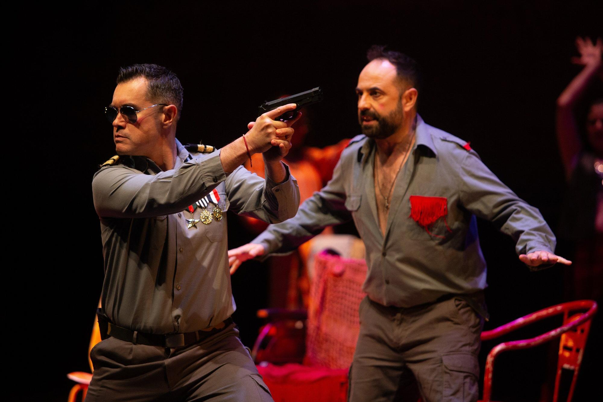 Fotos de 'Las bingueras de Eurípides' en el Festival de Teatro de Olite 2025