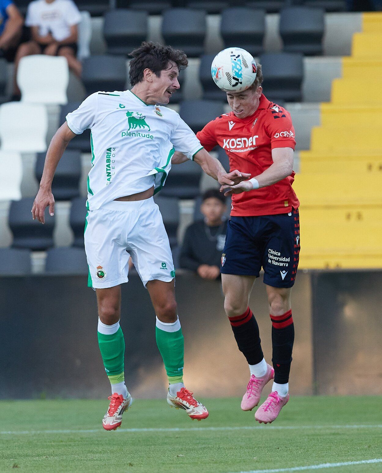 Fotos del partido amistoso entre Osasuna y Racing