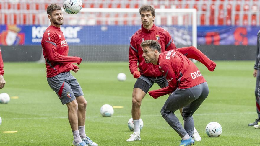 Víctor Muñoz sigue sin estar