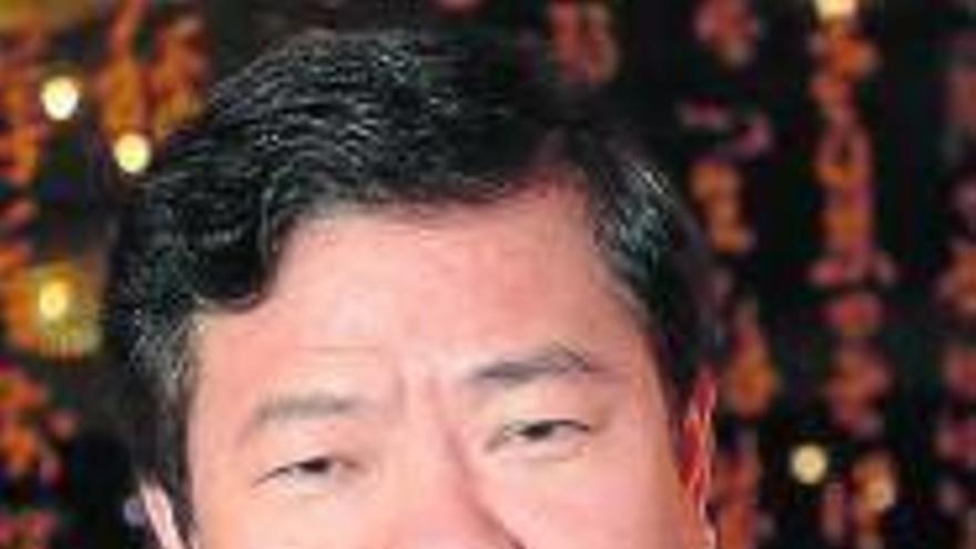 Xiao Rong-Zhu.