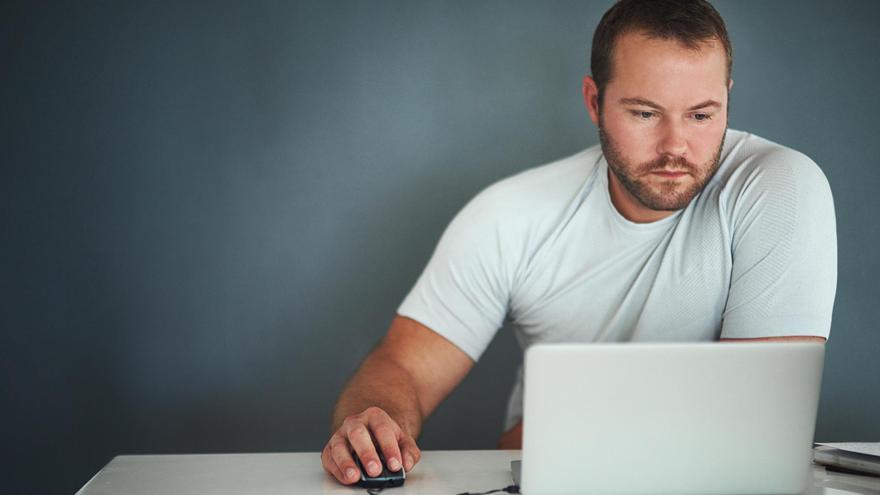 Fomi, la app con IA que vigila tu pantalla para que no te distraigas en el trabajo