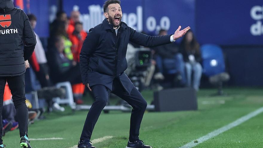 Corberán, entrenador del Valencia: &quot;Ganar en El Sadar requiere de mucha fortaleza mental&quot;