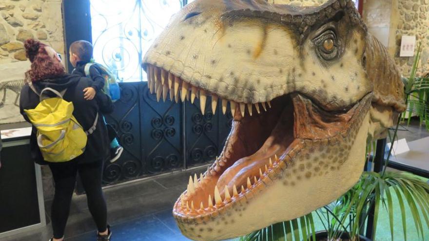 Urretxu se convierte en el pueblo de Los Picapiedra por unos días