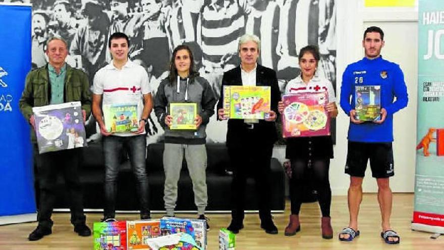 Cruz Roja y la Fundación recogen juguetes el domingo