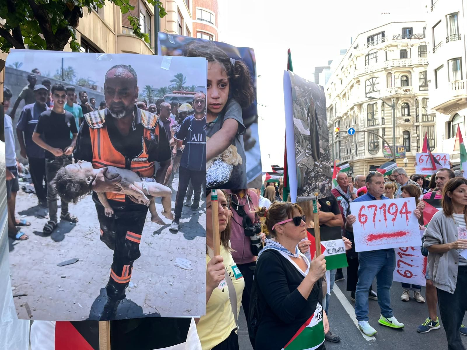 Concentración de ELA en Bilbao en el paro y la huelga por Palestina