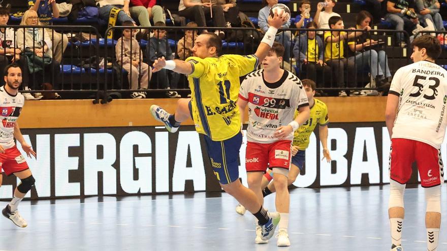 El Bidasoa firma ante Nava una noche para olvidar