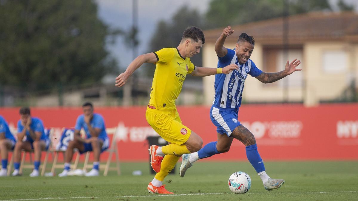 Mariano en el amistoso contra el Girona
