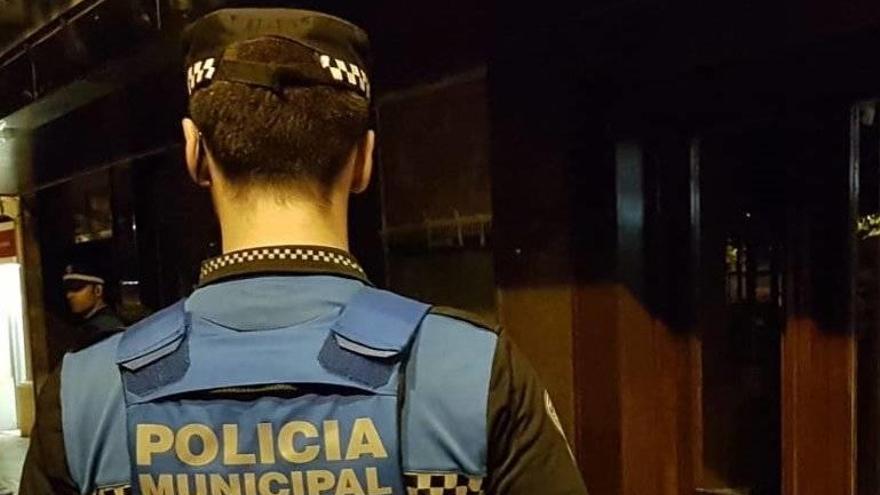 Localizada en Iruñea  una niña de 6 años llorando sola en un  balcón