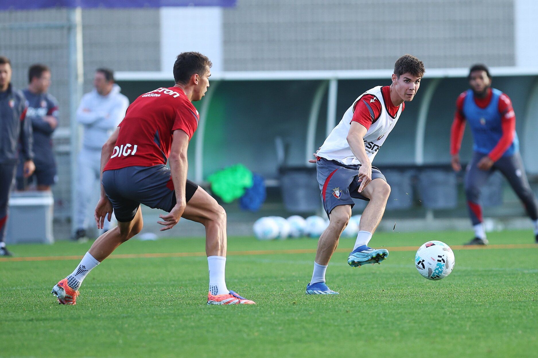 Entrenamiento de Osasuna en Tajonar del lunes 13 de octubre de 2025