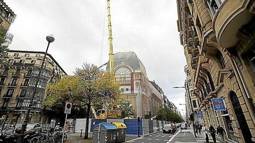El Ayuntamiento visitará el Bellas Artes antes de decidir si permite su derribo