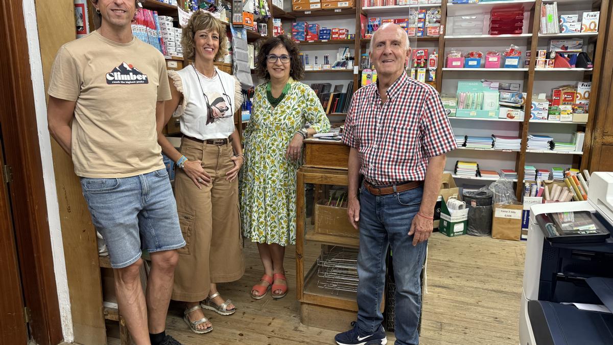 Eduardo, Marifé, Silvia y Toñín.
