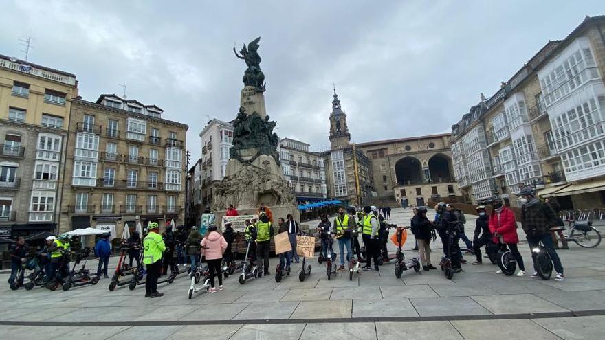 Protesta patinetes Vitoria