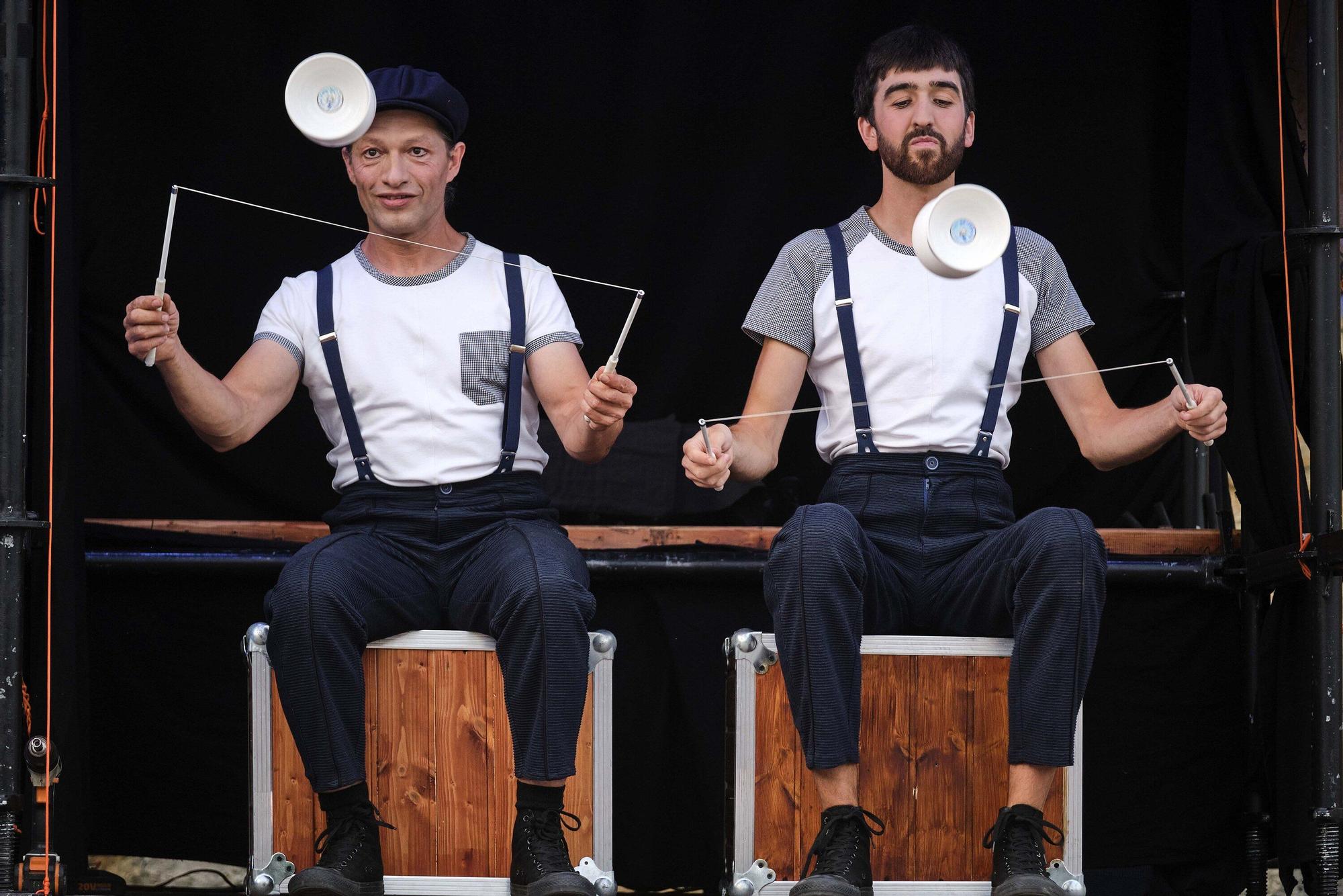 Cinco puntas con el espectaculo Ardatzak’ en la Ciudadela de Pamplona