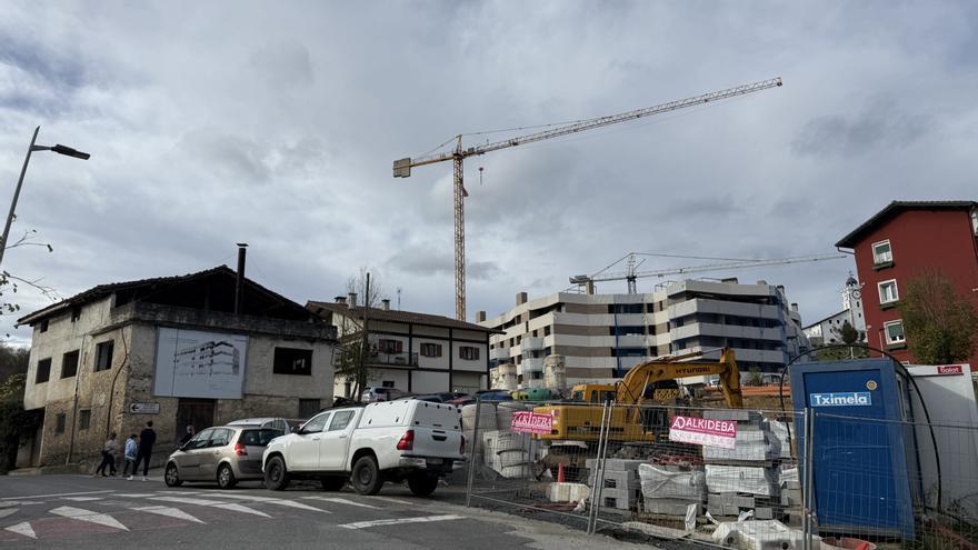 El Ayuntamiento de Azkoitia plantea un proyecto de aparcamiento de dos plantas para San Martín