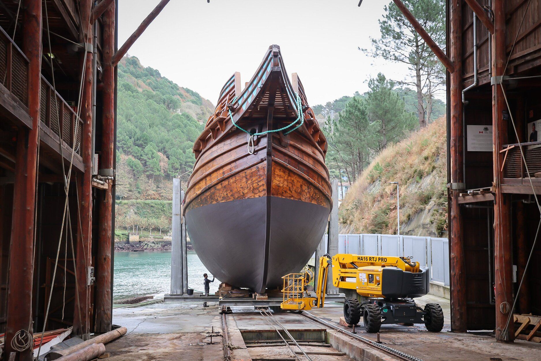 La nao &#039;San Juan&#039;, lista para la botadura