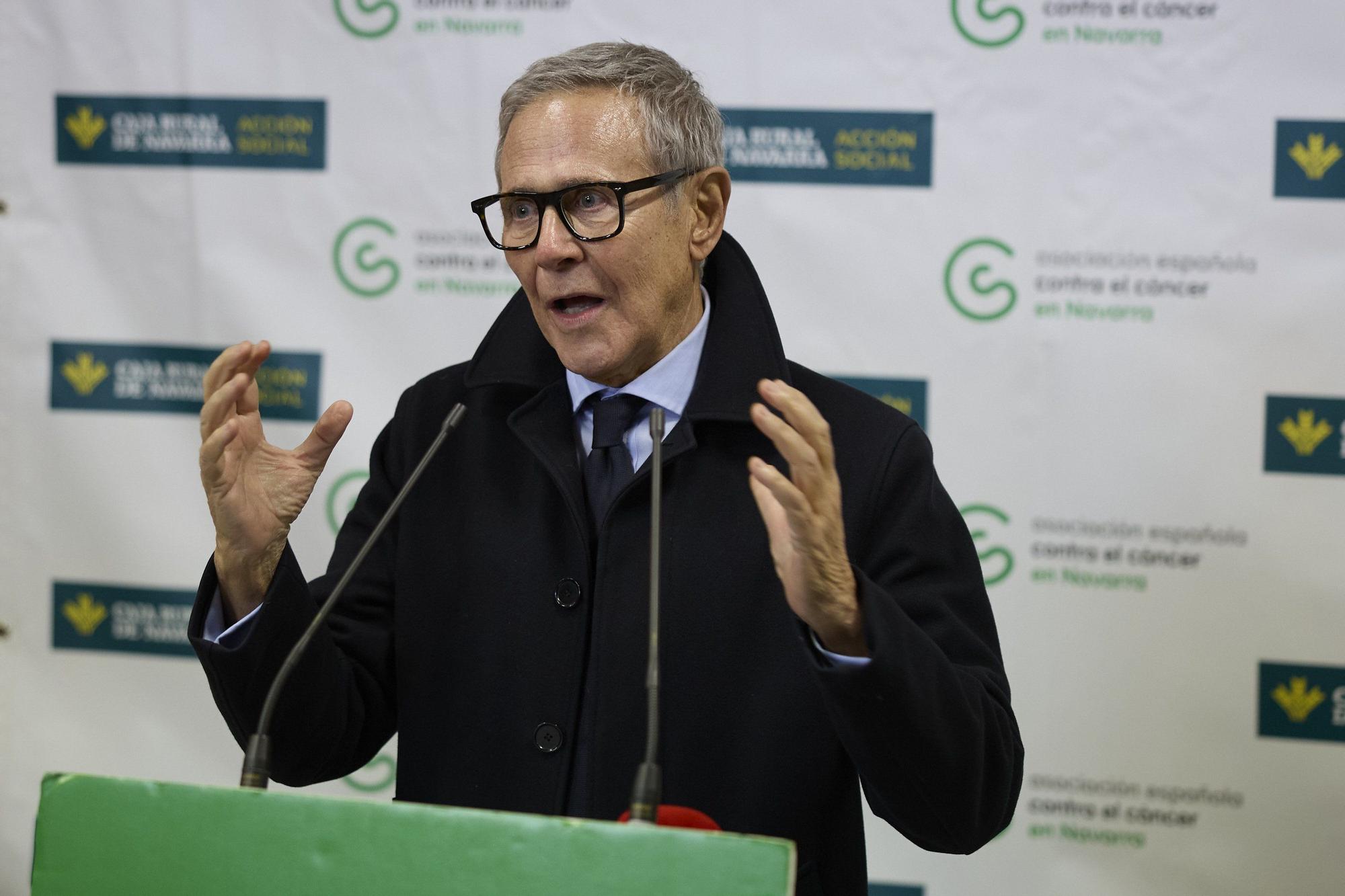 Colocación de la primera piedra del nuevo espacio abierto de la AECC 'La casa de la Vida'