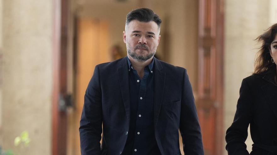 Rufián pide un &quot;cara a cara&quot; con Sánchez para que dé explicaciones: &quot;Que deje de dar pena, no cuela&quot;