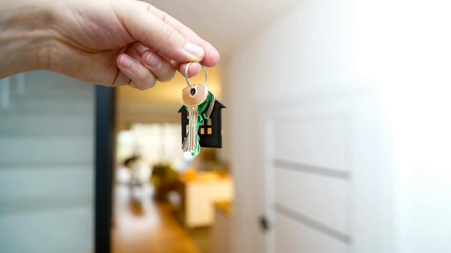 La compra de viviendas cayó un 7,8% en mayo y el precio bajó un 15,7 % en Navarra