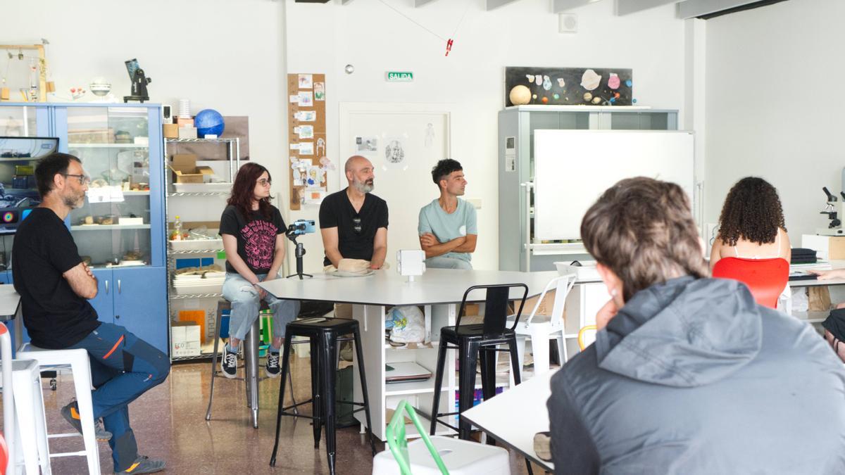 Responsables del proyecto visitaron el centro para compartir sus conclusiones.