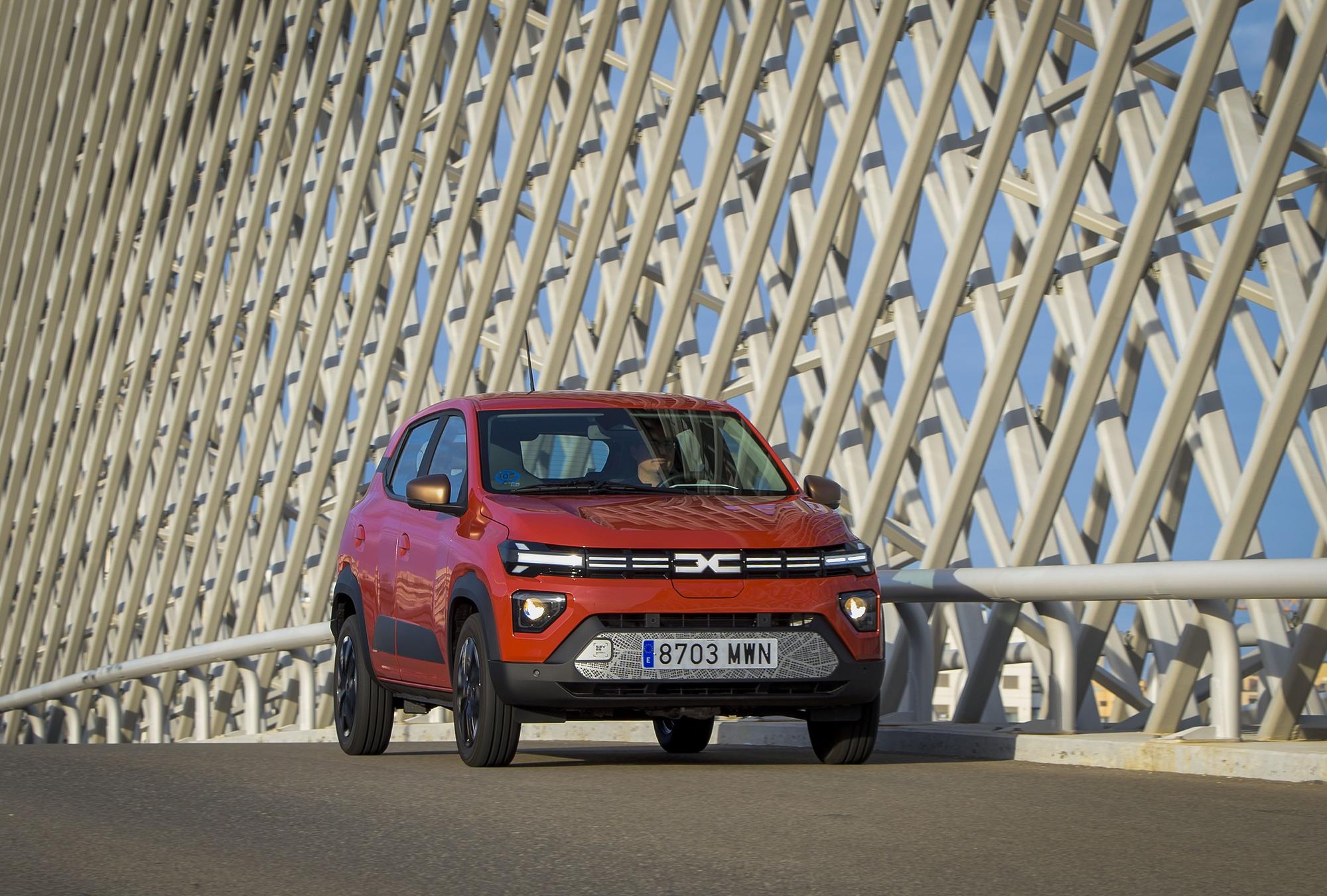 Nuevo_Dacia_Spring.jpg