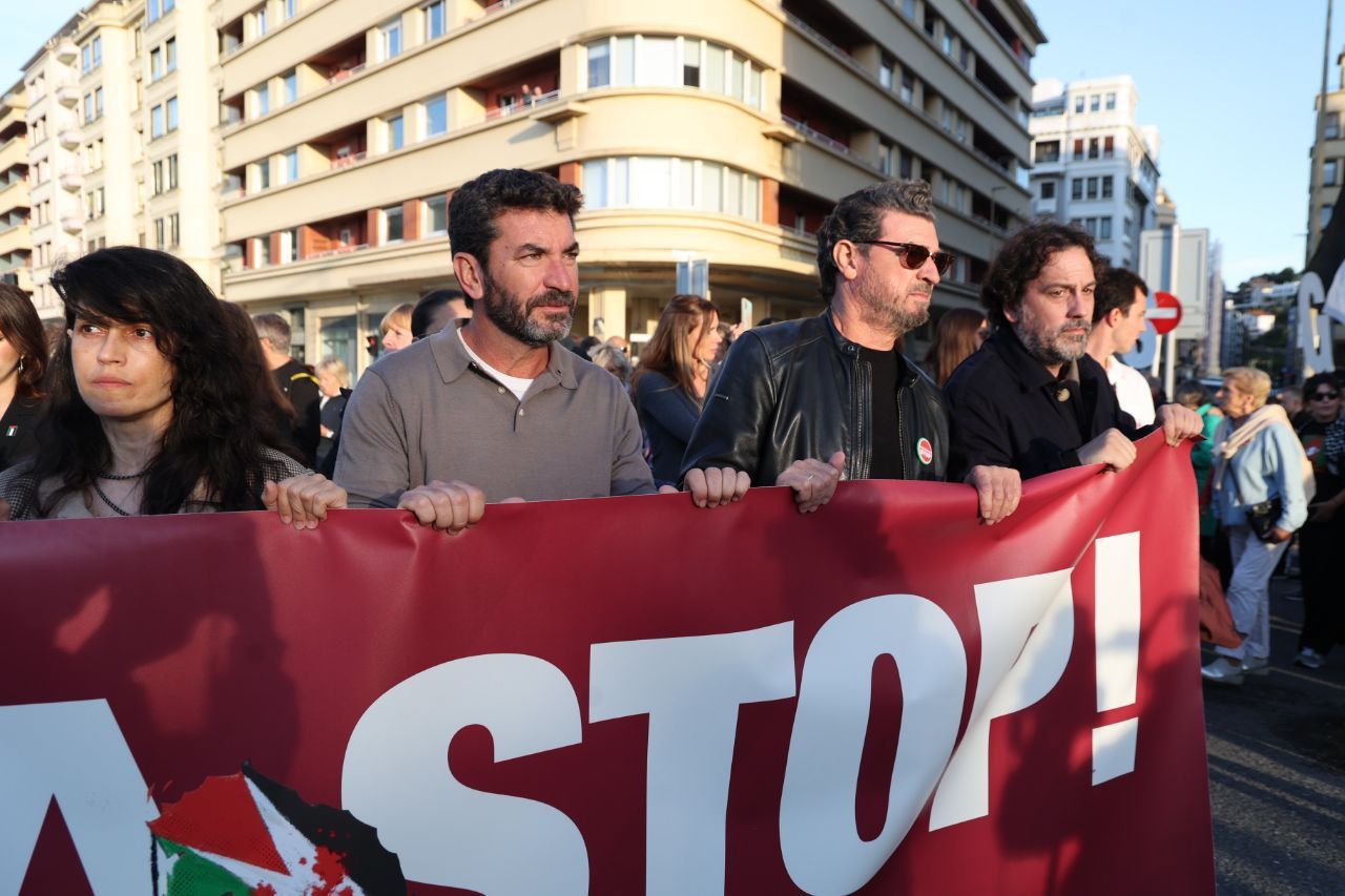 La solidaridad con Palestina llena las calles de Donostia