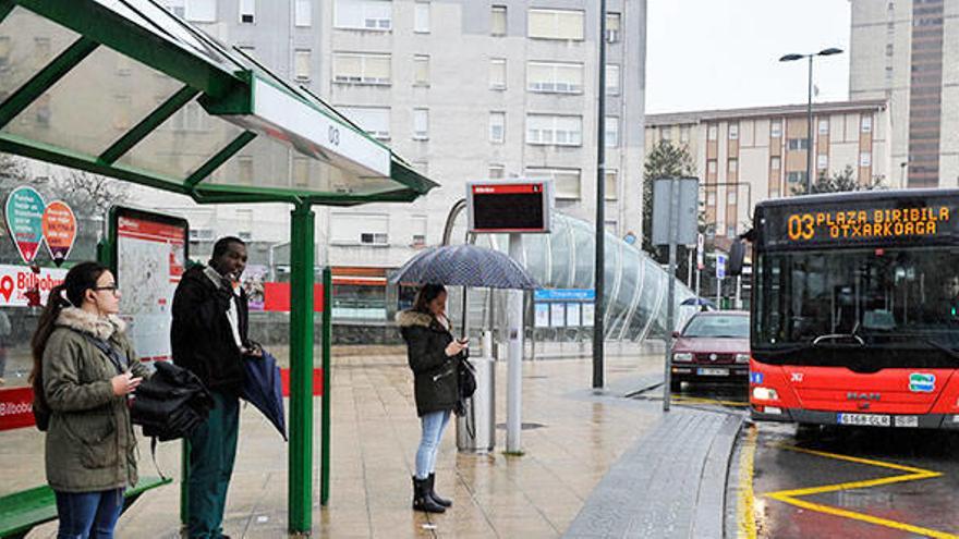 Los barrios de la villa sin metro dispondrán de más servicios de Bilbobus