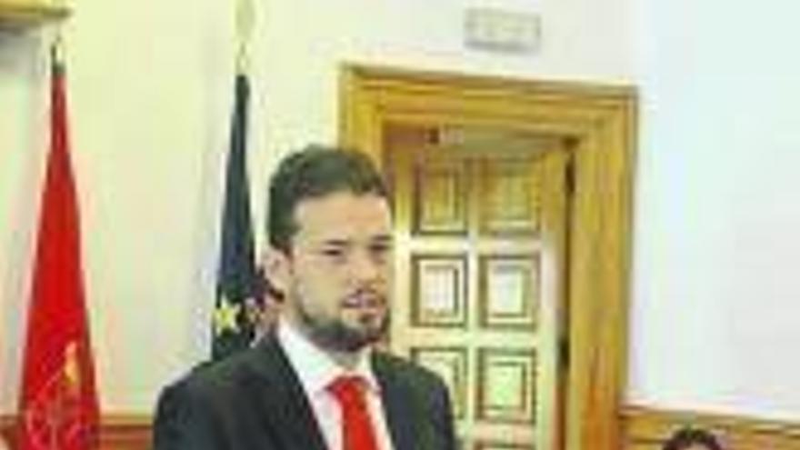 Raimundo Aguirre.