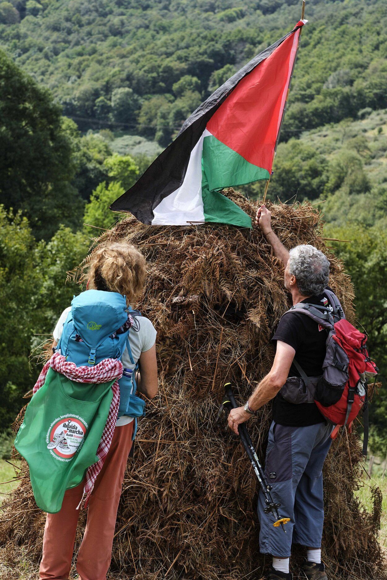 Fotos de la séptima etapa de la marcha propalestina por Navarra, desde Eltzaburu hasta Doneztebe