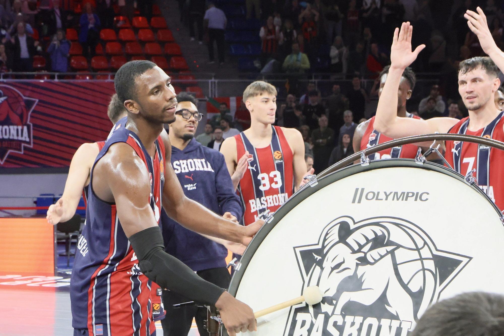 En imágenes: Todas las fotos del Baskonia - Bologna