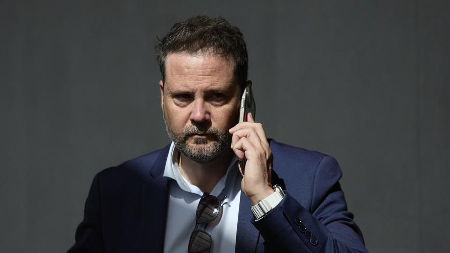 Toquero indemnizó con 10.000 euros a Lázaro justo antes de que lo expulsaran de una mesa de contratación