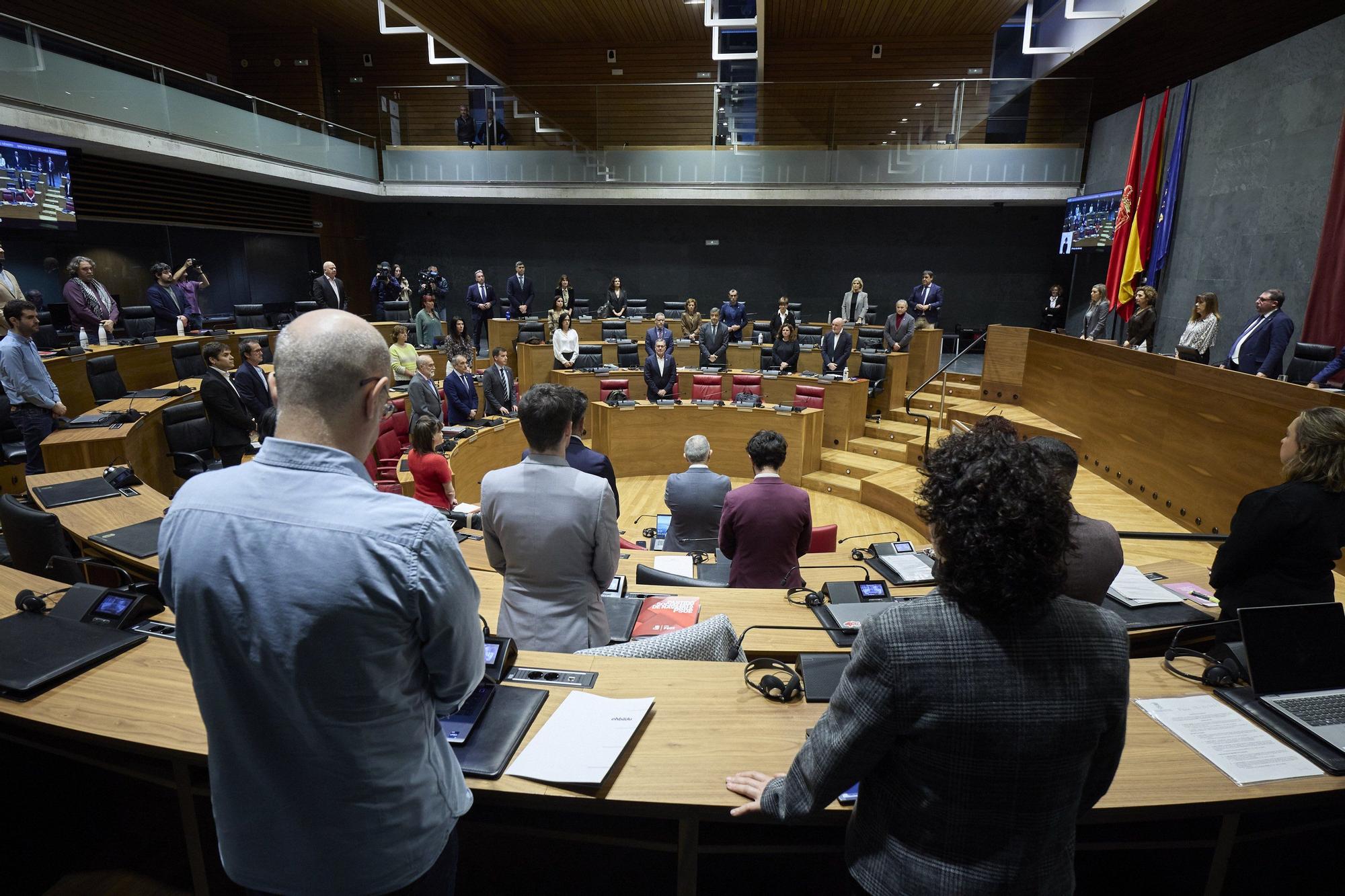 Fotos del pleno del Parlamento de Navarra (jueves 23 de octubre de 2025)
