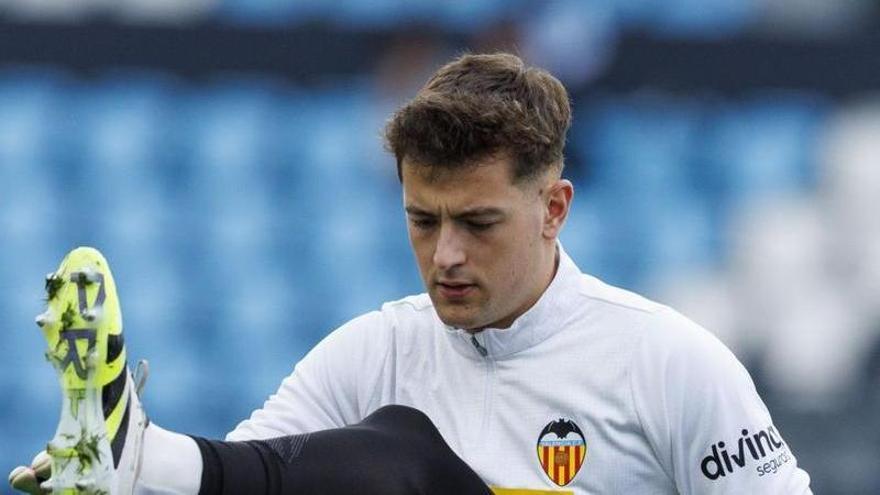 Julen Agirrezabala sufre una “seria” lesión con el Valencia