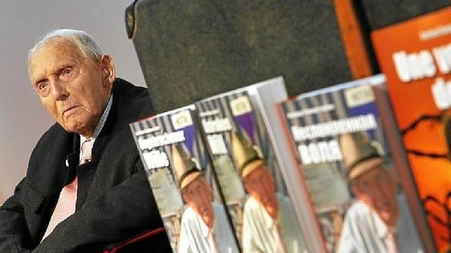 Leopold Engleitner, durante una feria del libro celebrada en Fráncfort en 2009.