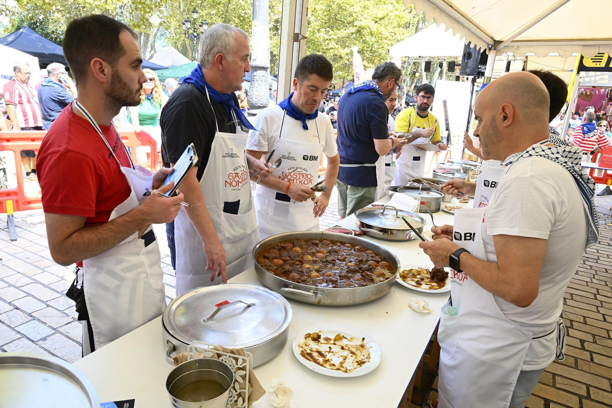 En imágenes: concurso gastronómico de rabo de toro en Aste Nagusia