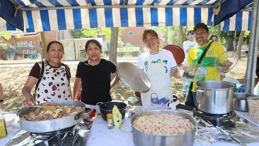 En imágenes: Sabor y ritmo en fiestas de Zaramaga