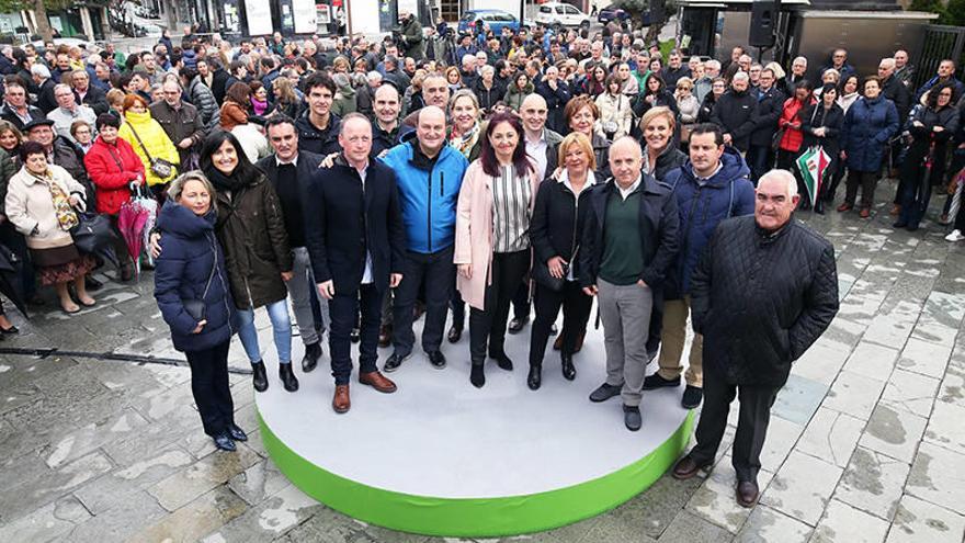 Andoni Ortuzar, Itxaso Atutxa, Unai Rementeria y Ana Otadui apoyaron a los candidatos. Fotos: B. Guerrero