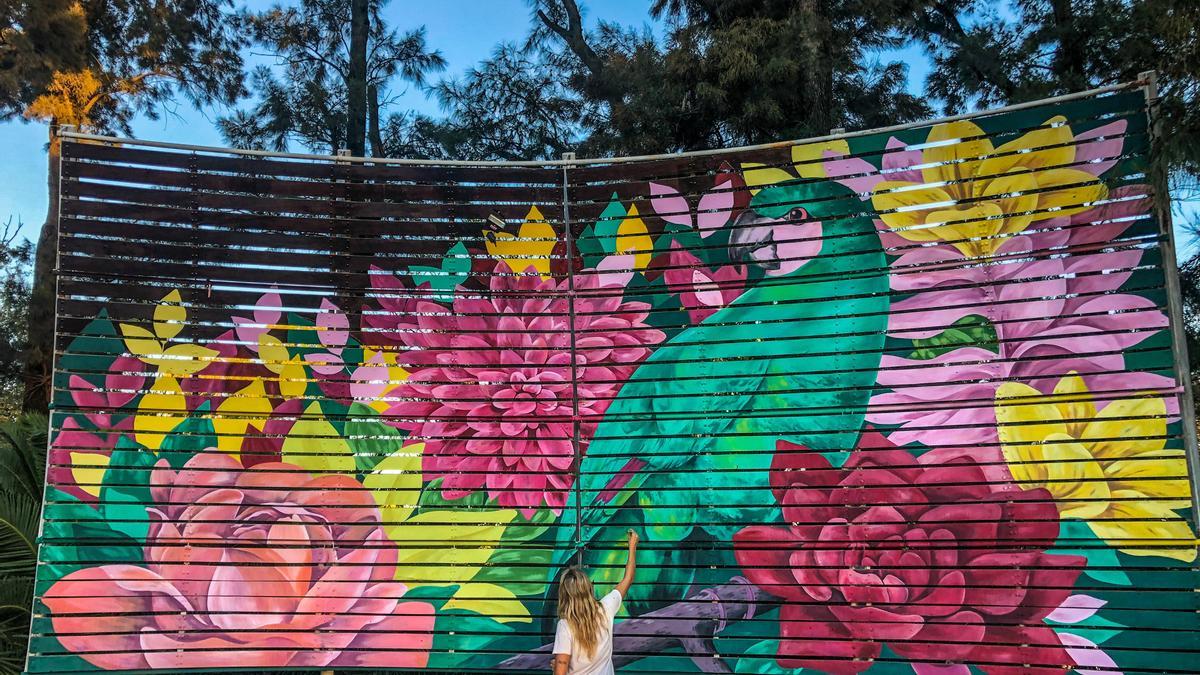 El arte de Mikele combina colores, emociones y experiencias de vida.