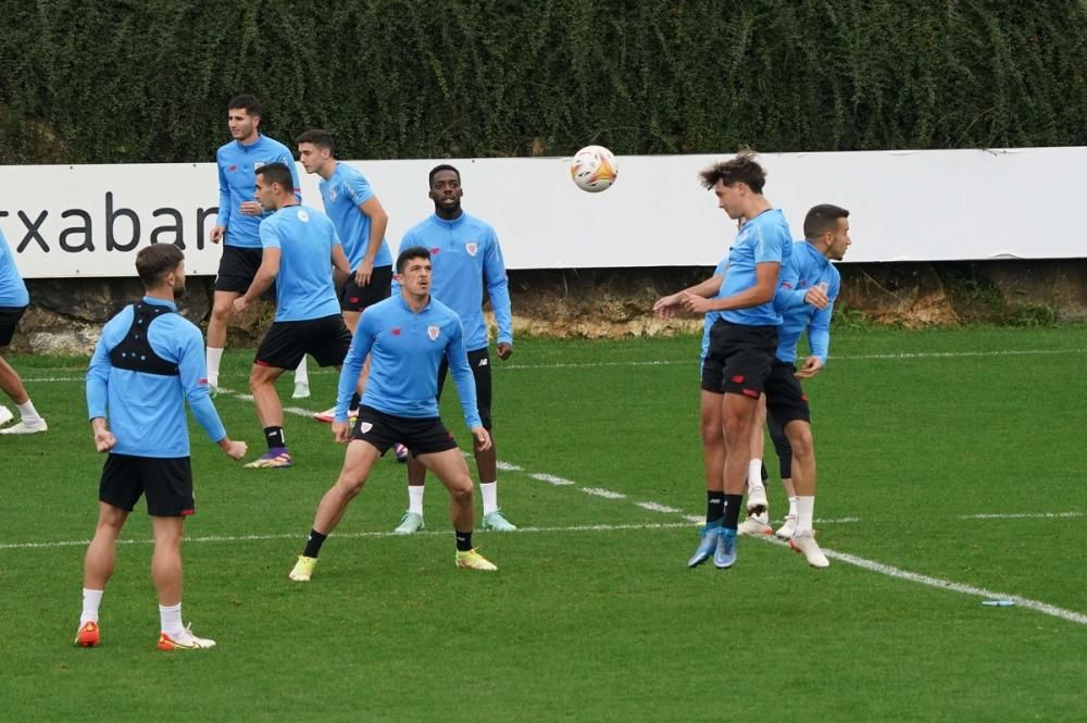 Entrenamiento del Athletic en Lezama.