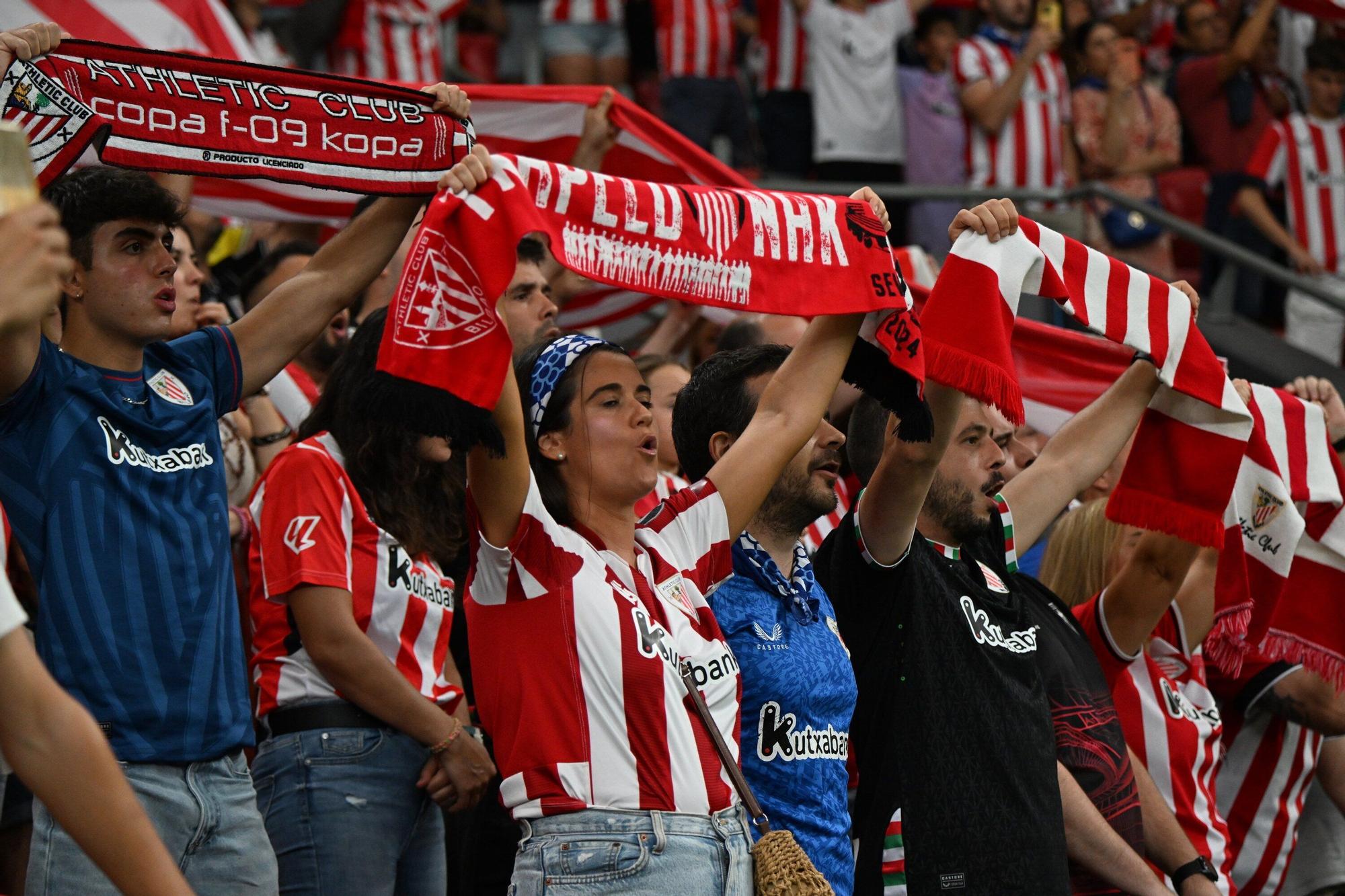 En imágenes: ¿Has estado en San Mamés viendo el Athletic-Sevilla? Búscate en nuestra galería