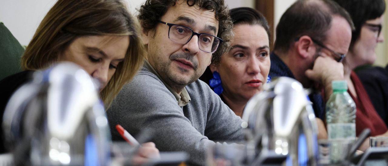 Fotos del pleno del Ayuntamiento de Pamplona (jueves 11 de diciembre de 2025)