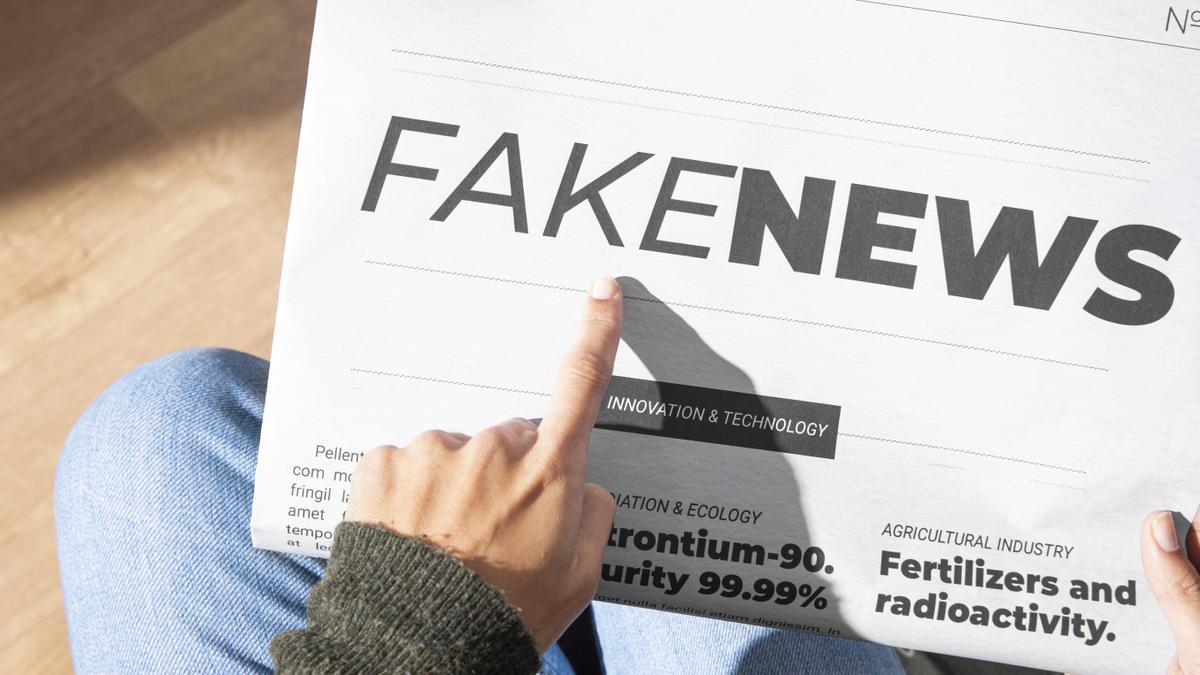 Una imagen que representa las noticas falsas (&#039;fake news&#039; en inglés).