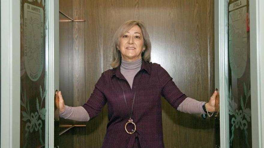 Un tumor de mama retira de la vida pública a la diputada alavesa Pilar García de Salazar