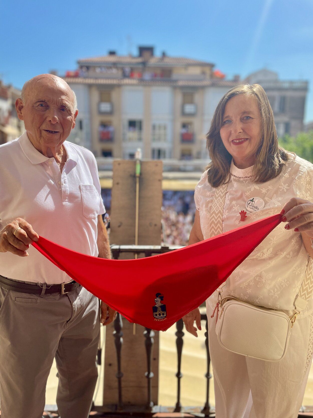 Fotos del chupinazo de fiestas de Peralta