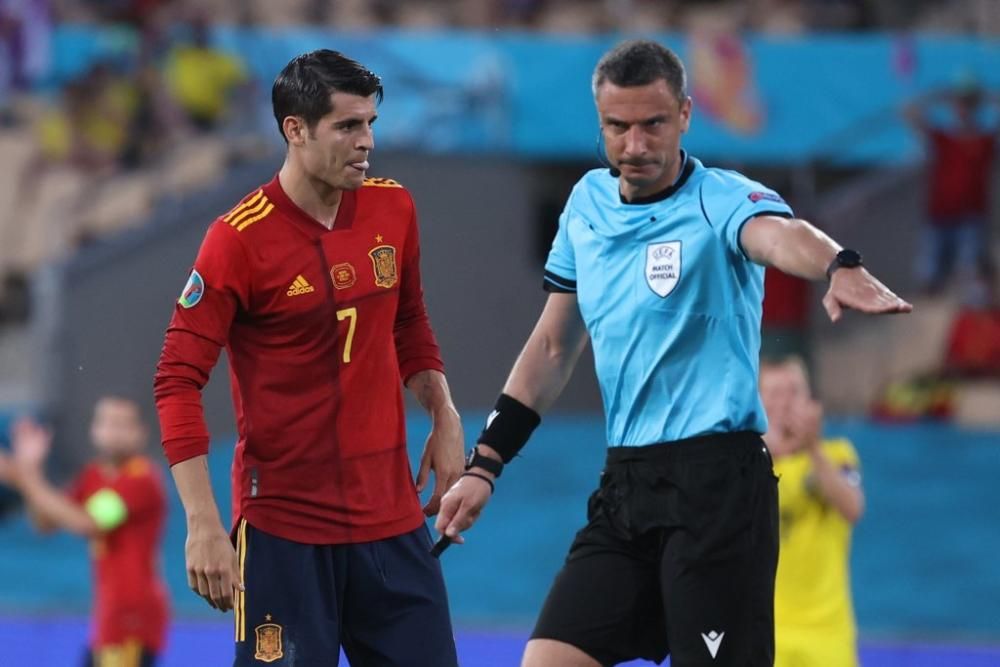 Imágenes del partido España-Suecia de la Eurocopa.