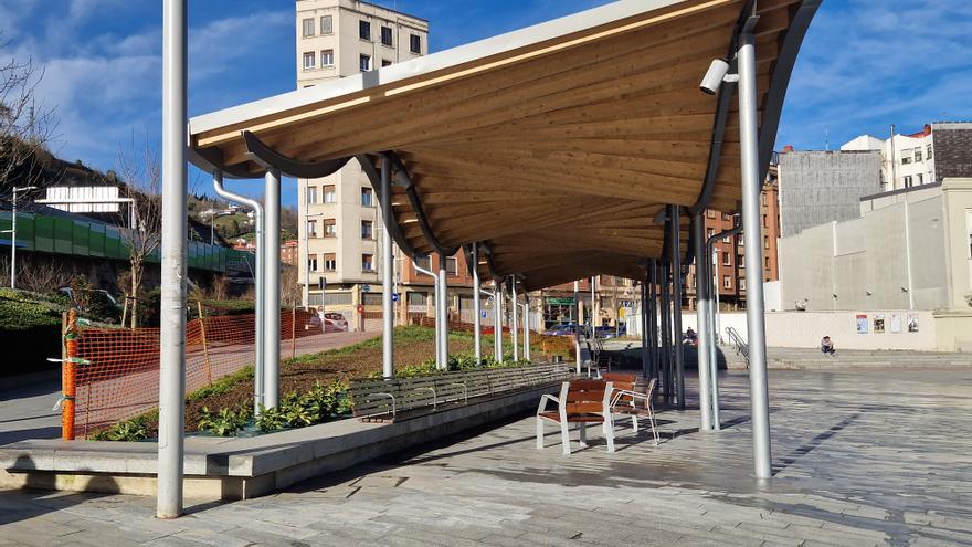 Bilbok estalki bat instalatu du Sabino Arana eta Tellagorri kaleen elkargunean