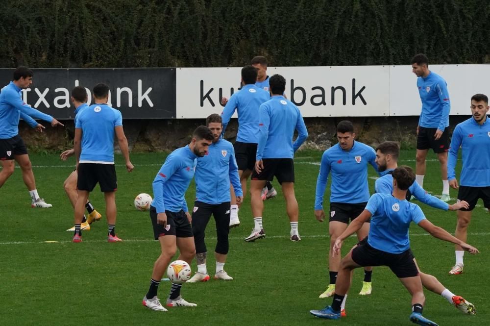 Entrenamiento del Athletic en Lezama.