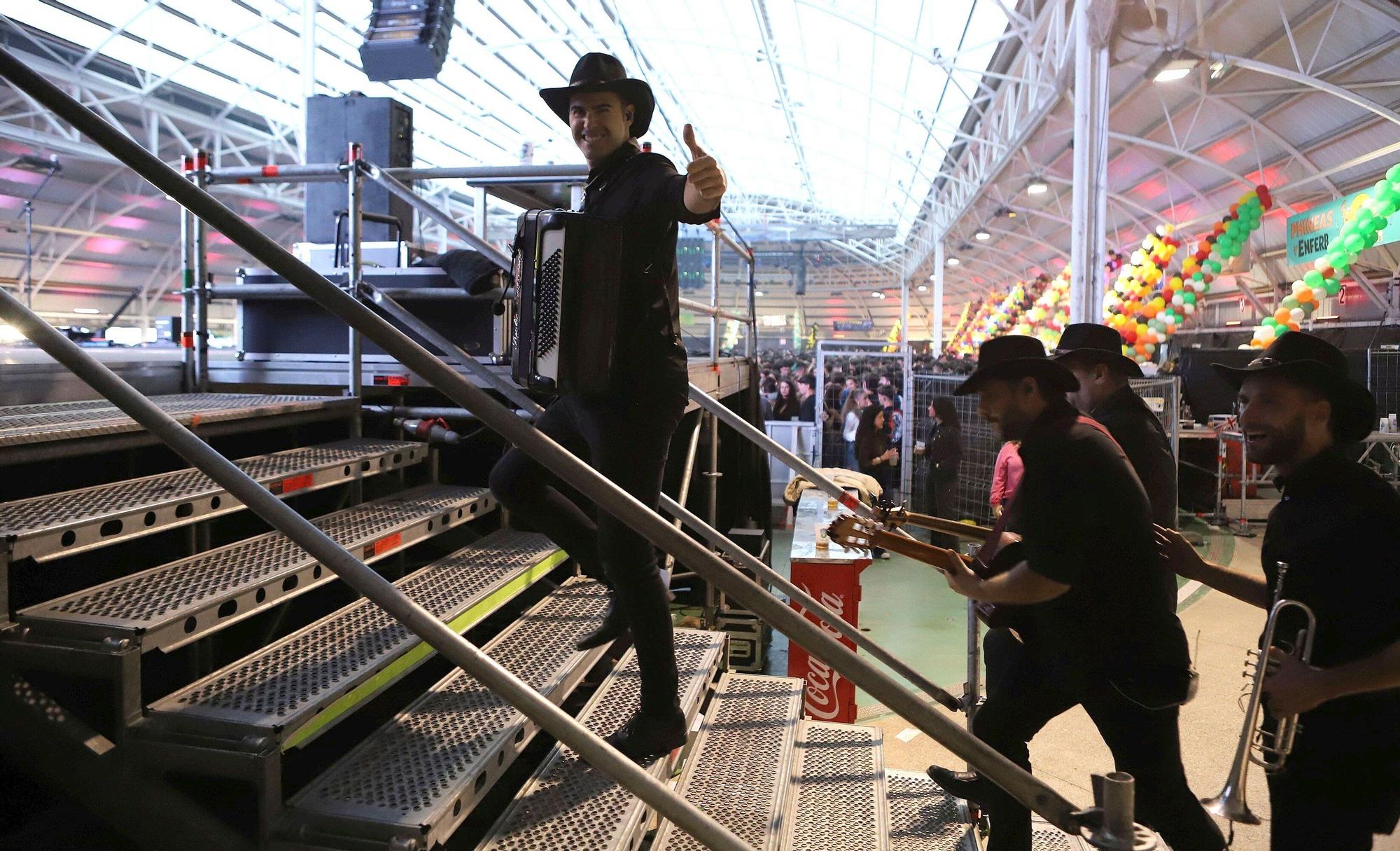 Fotos de la Carpa Universitaria