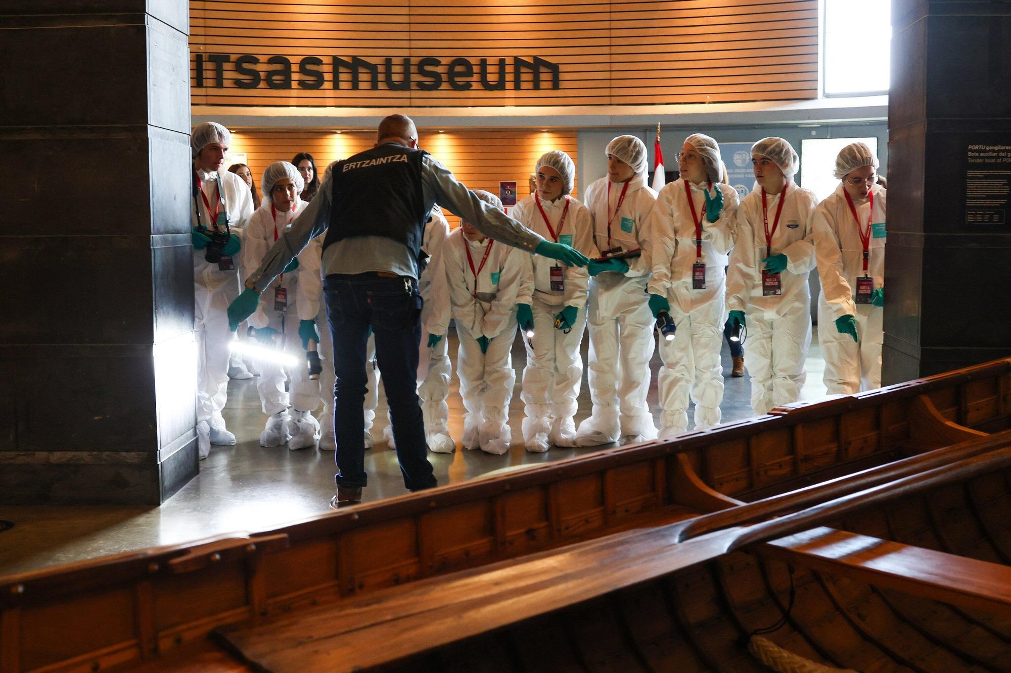 En imágenes: el misterioso robo en el Itsasmuseum de Bilbao que investiga un grupo de estudiantes